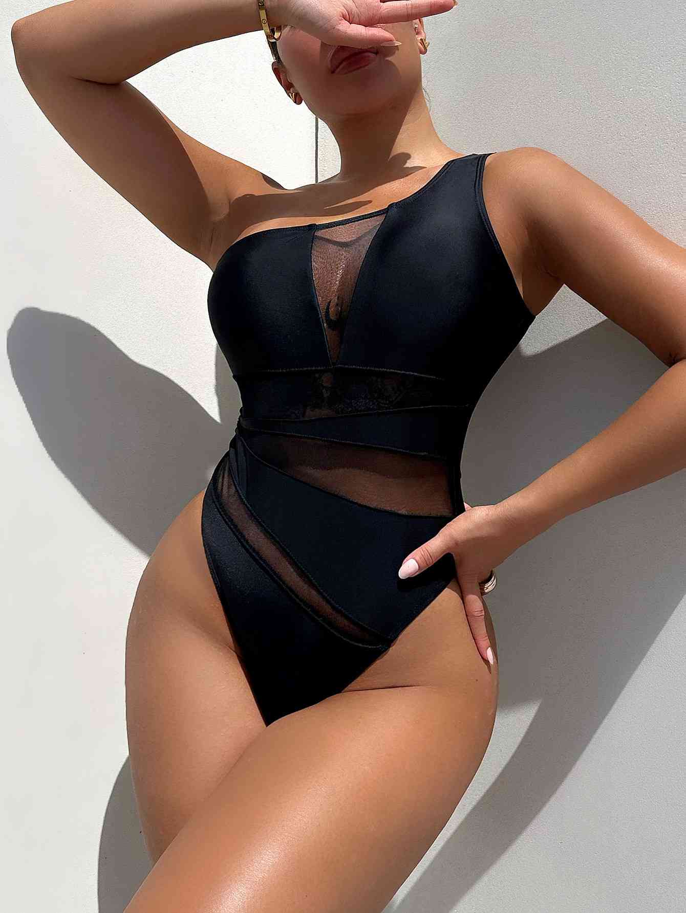 Women Sliced Mesh One-Shoulder One-Piece Swimsuit